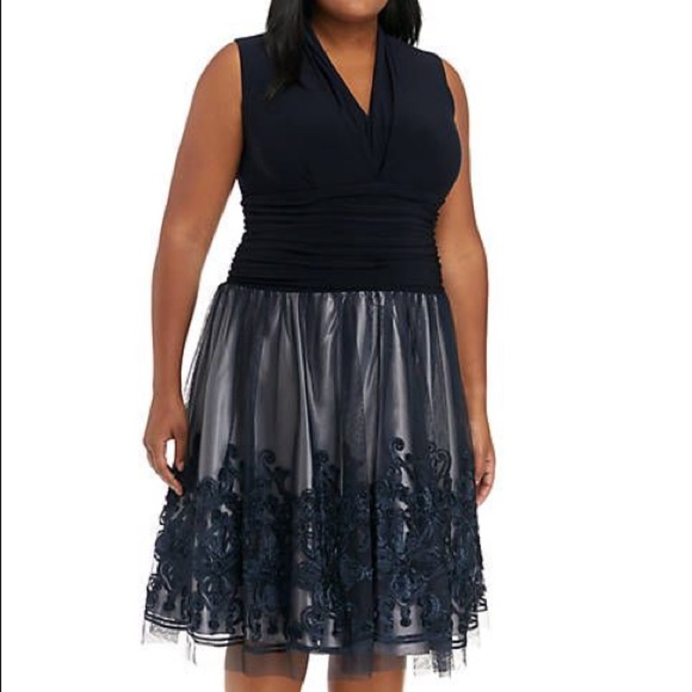 Plus size formal dress 👗